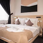 Mahall Hotel 3*
