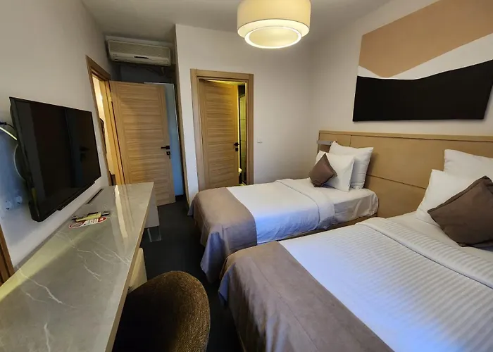Hotel Mahall 3*