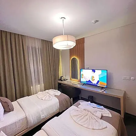 Mahall Hotel